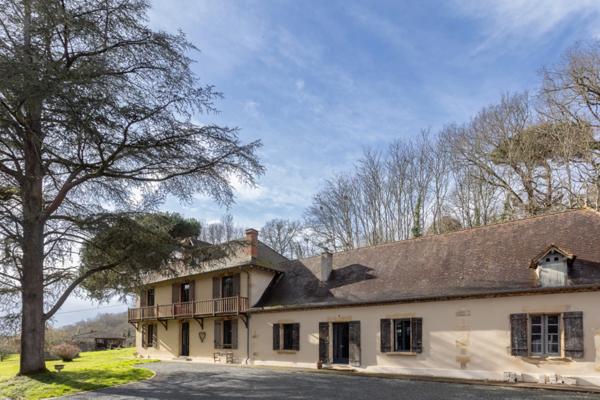 Maison à vendre 8 pièces PRIGONRIEUX (24)