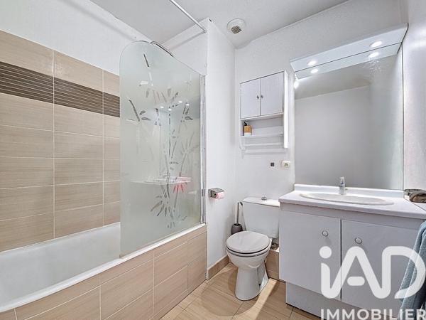 Maison à vendre 5 pièces 82 m² Saint-Fargeau-Ponthierry