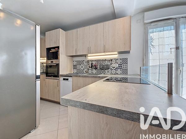 Maison à vendre 5 pièces 82 m² Saint-Fargeau-Ponthierry