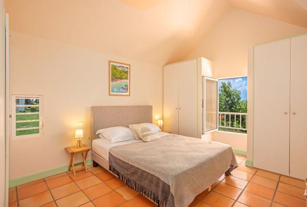 Villa de Prestige Piscine et Vue sur mer à 180° sur la Baie du Robert
