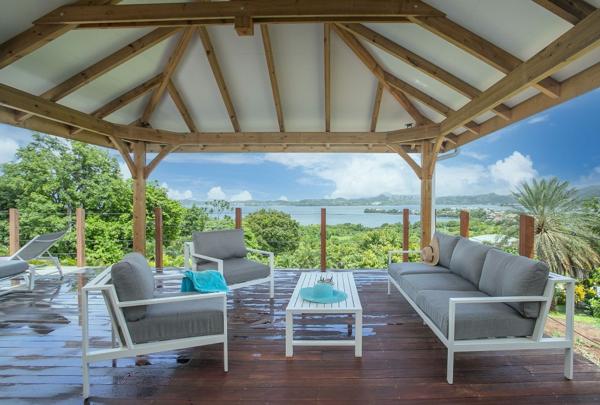 Villa de Prestige Piscine et Vue sur mer à 180° sur la Baie du Robert