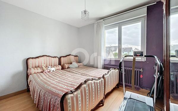 Maison à vendre    5 pièces •  Guilers