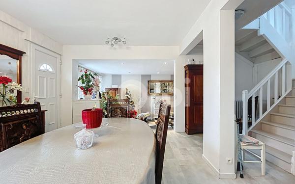 Maison à vendre    5 pièces •  Guilers