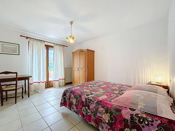 Maison 8 pièce(s) 231.80 m2