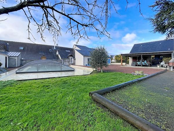 Maison 8 pièce(s) 231.80 m2