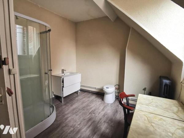 Immeuble à ROYE, centre ville