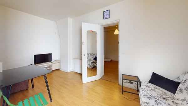 MAISON+ BOUTIQUE sur rue de 95m² - garage - jardin terrasse - CENTRE VILLE