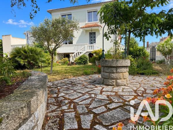 Maison à vendre 8 pièces 199 m² Parthenay