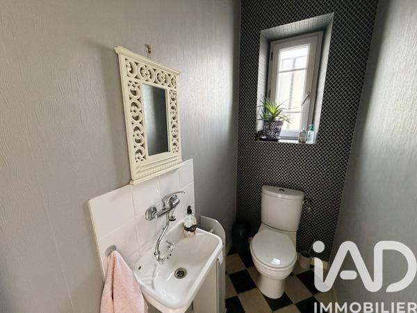 Maison à vendre 8 pièces 199 m² Parthenay