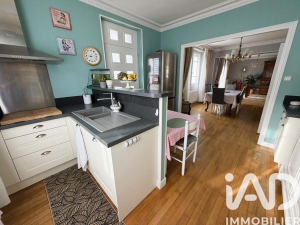 Maison à vendre 8 pièces 199 m² Parthenay