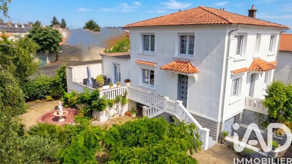 Maison à vendre 8 pièces 199 m² Parthenay
