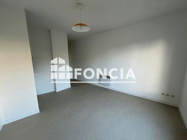 Location Studio 22.29 m² - 36 BOULEVARD DES BELGES La Roche Sur Yon 85000