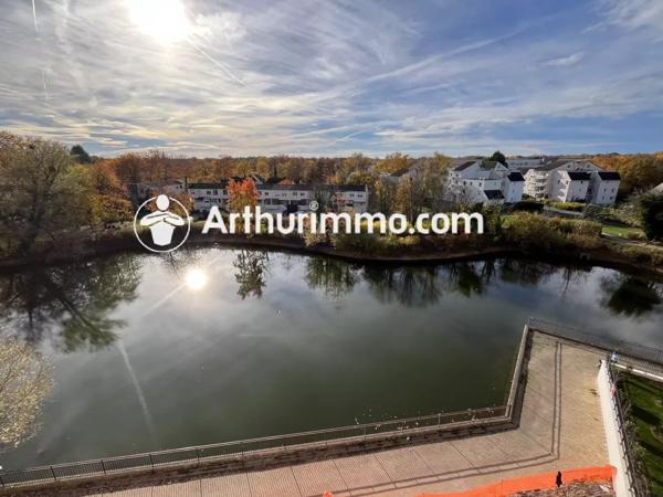 Location Appartement 3 pièces 68 m2 à Savigny-le-Temple