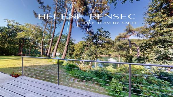 Maison 147 avec vie de plain-pied, 4 chambres, joli jardin et vue sur la ria.(visite virtuelle disponible)