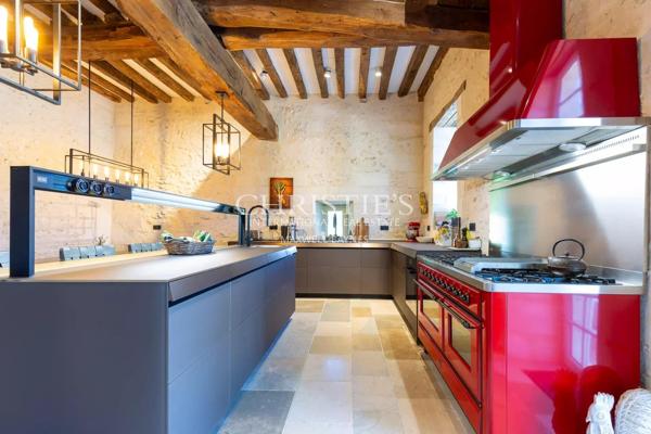 DORDOGNE – magnifique château, rénovation très haut de gamme