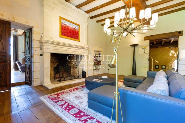 DORDOGNE – magnifique château, rénovation très haut de gamme