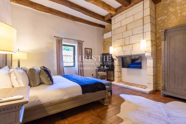 DORDOGNE – magnifique château, rénovation très haut de gamme