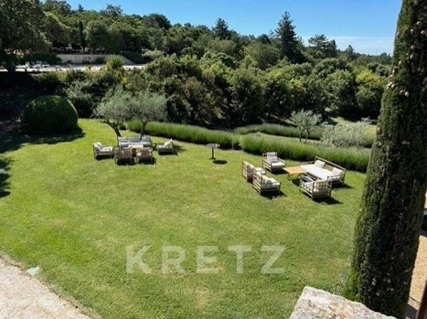 Propriété de charme du 19eme sur 5 hectares de terrain