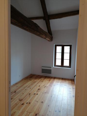 Superbe appartement type F4 d'une superficie de 89,68m² idéalement situé dans un environnement calme
