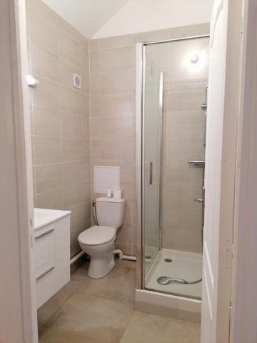 Superbe appartement type F4 d'une superficie de 89,68m² idéalement situé dans un environnement calme