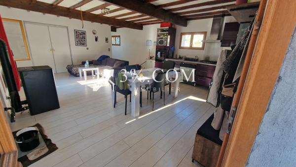 Maison
                                                                                                                                                                                                                                                                                                                        4 pièce(s)                                                                                                                                                                                                          3 chambre(s)                                                                                                                                                                                                          85  m²