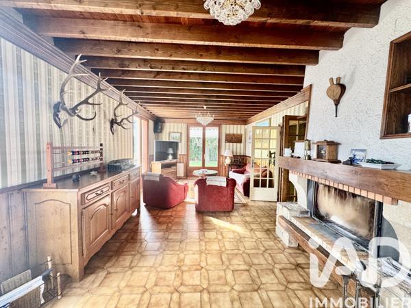 Maison à vendre 9 pièces 286 m² Villeneuve-Renneville-Chevigny