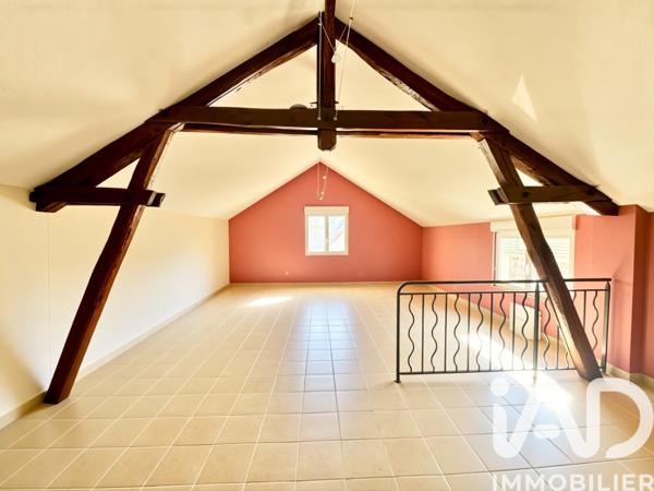Maison à vendre 9 pièces 286 m² Villeneuve-Renneville-Chevigny