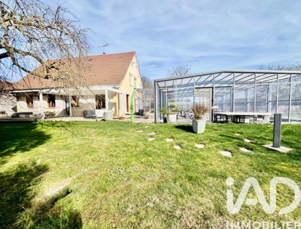 Maison à vendre 9 pièces 286 m² Villeneuve-Renneville-Chevigny