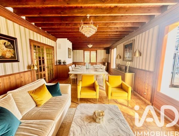 Maison à vendre 9 pièces 286 m² Villeneuve-Renneville-Chevigny