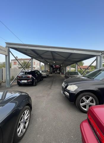 Local commercial  Entrepôt 800 m² sur terrain de 2 500 m²