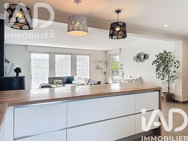 Maison à vendre 10 pièces 260 m² Amilly