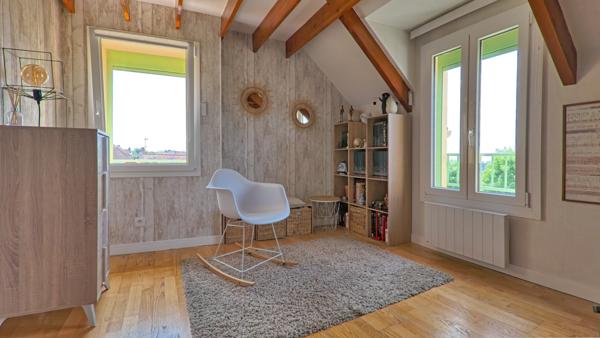 Appartement 6 pièces - 140 m² Exclusivité efficity