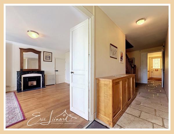 Maison à vendre 8 pièces SAINT MAIXENT L'ECOLE (79)