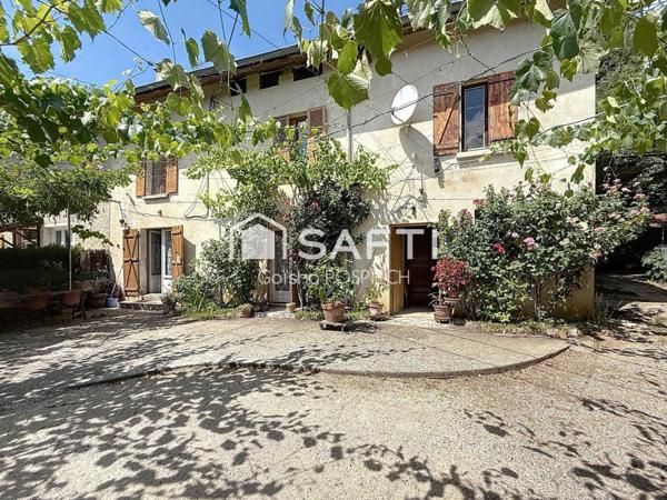 MAISON FAMILIALE AVEC DÉPENDANCE ET GRAND GARAGE – ENVIRONNEMENT PAISIBLE