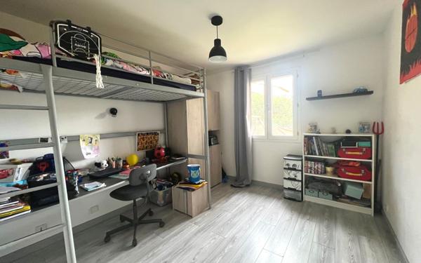 Maison à vendre    4 pièces •  Istres