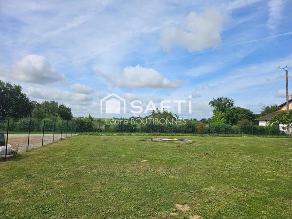 Terrain entièrement clos au calme