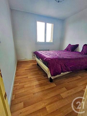 Appartement F3 à vendre  3 pièces - 49 m2 VAULX EN VELIN - 69