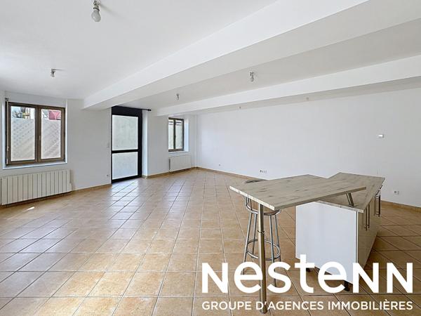 A vendre : appartement rez de chaussée 2 chambres 81m² 01990 CHANEINS