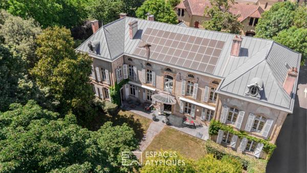 Maison de maître début XIXe siècle à réinterpréter avec ses dépendances