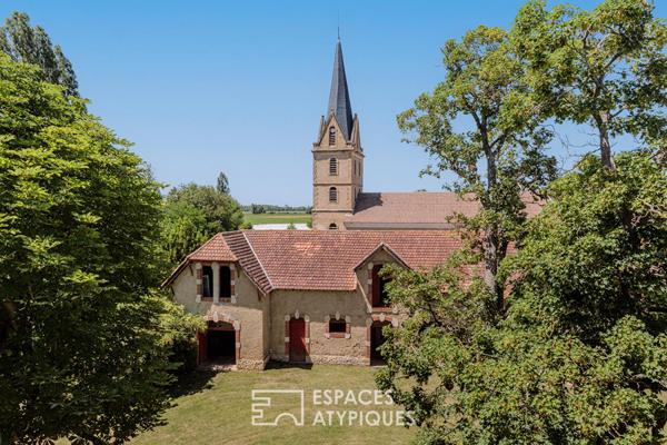 Maison de maître début XIXe siècle à réinterpréter avec ses dépendances