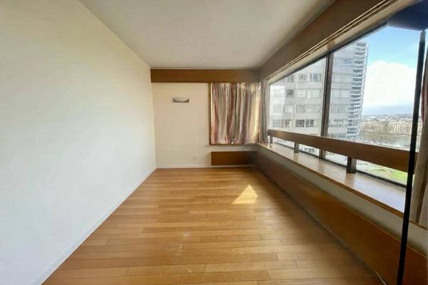 PARIS 15e – BEAUGRENELLE – VUE SEINE & TOUR EIFFEL – 95 m² – 4 PIÈCES – ÉTAGE ÉLEVÉ – PARKING