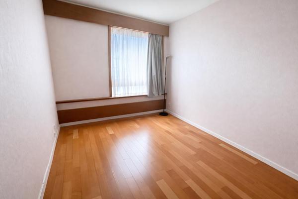 PARIS 15e – BEAUGRENELLE – VUE SEINE & TOUR EIFFEL – 95 m² – 4 PIÈCES – ÉTAGE ÉLEVÉ – PARKING