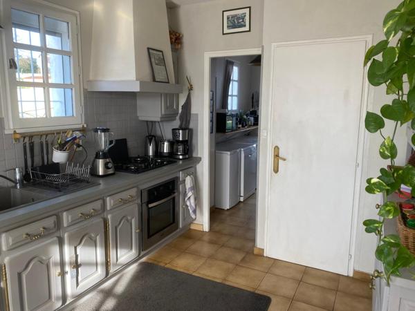 BELLE MAISON DE VILLE