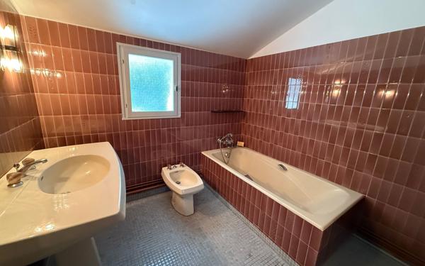 Maison à vendre    7 pièces • 230 m2 Pau