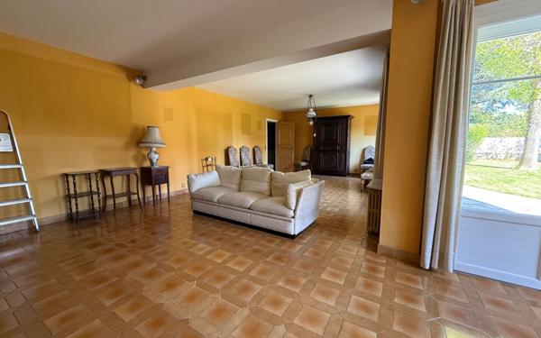 Maison à vendre    7 pièces • 230 m2 Pau