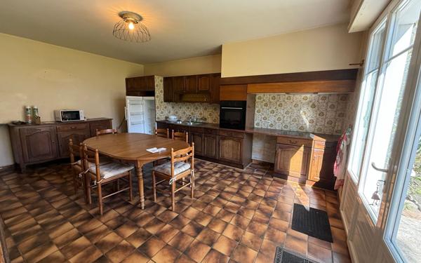 Maison à vendre    7 pièces • 230 m2 Pau