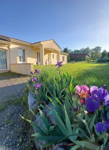 Maison de 115m², 6 pièces piscine et panneaux photovoltaïques