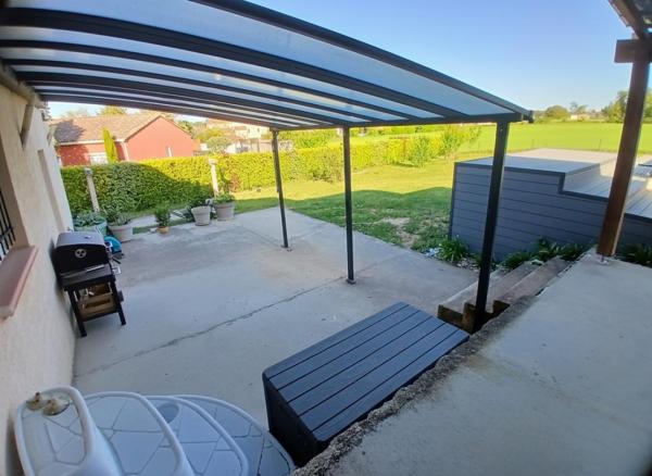 Maison de 115m², 6 pièces piscine et panneaux photovoltaïques