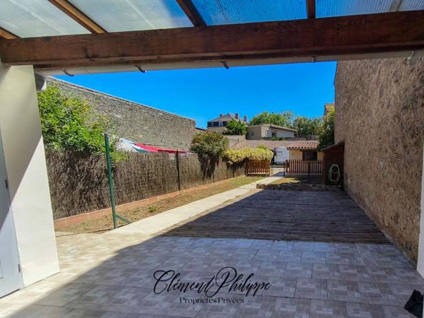 Capendu - Maison de caractère 136 m² avec double garage et jardin