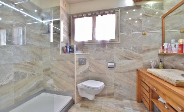 APPARTEMENT DUPLEX T4 AVEC TERRASSE ET BALCON